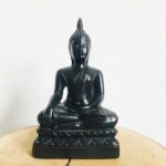 zwarte boeddha natuursteen