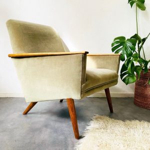 Deens design fauteuil vintage lichtgroen groen